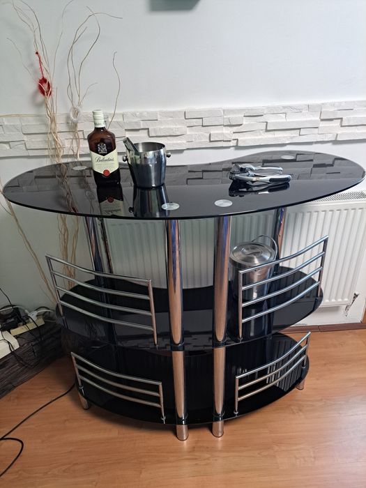 Bar sticla neagra