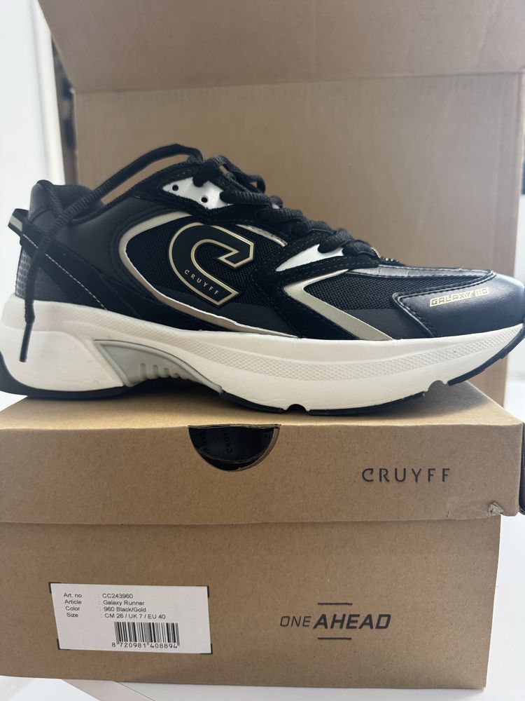 Маратонки Cruyff