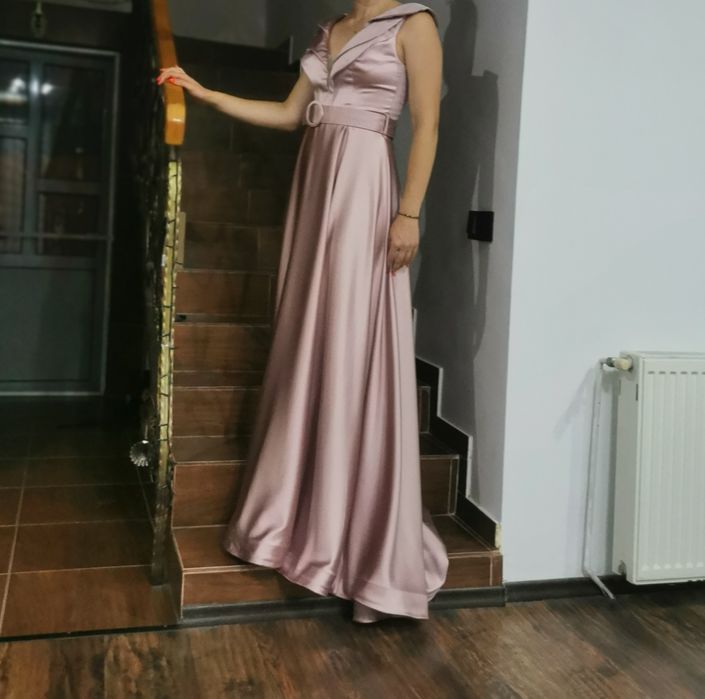Vând rochie de seară