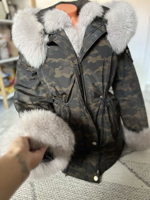 Geaca parka cu blana