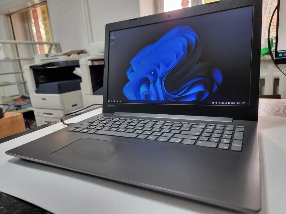 Lenovo Ideapad 330-15ikb/ Core i3-8130U/ DDR4-8Gb/ SSD-256Gb/ UHD-620