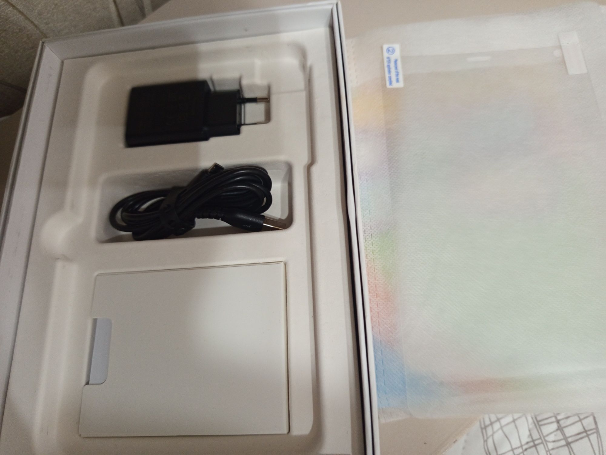 Таблет Prestigio PMT 4238_4G_D
