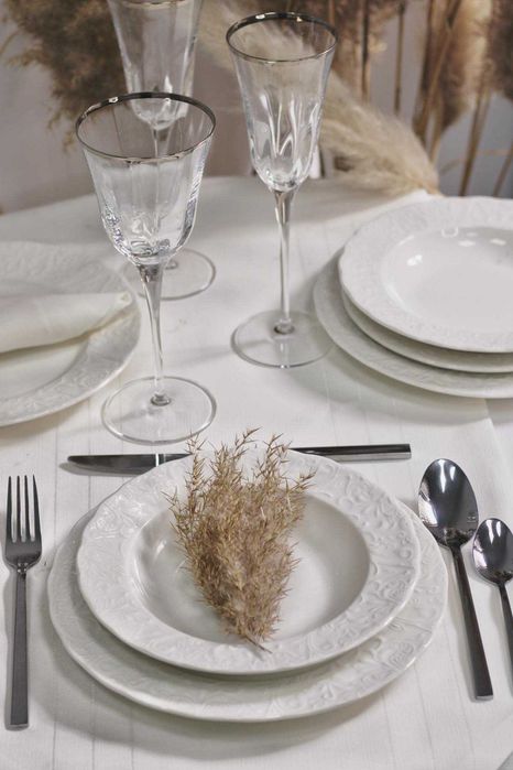 Сервиз за храна 24 части лукс