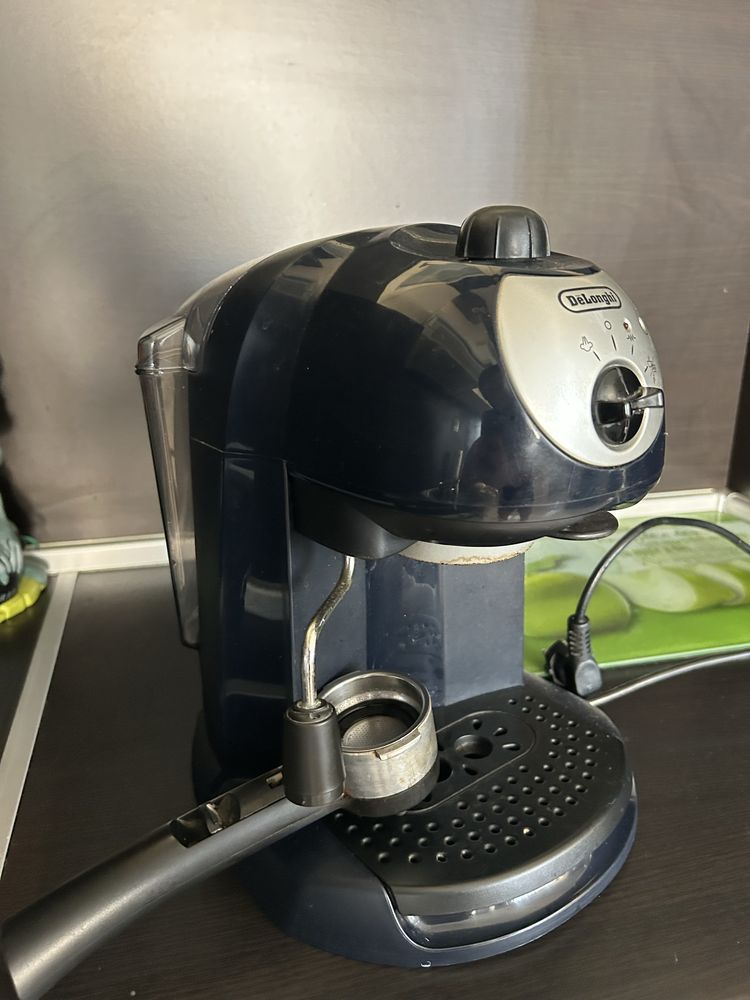 Кафе машина delonghi