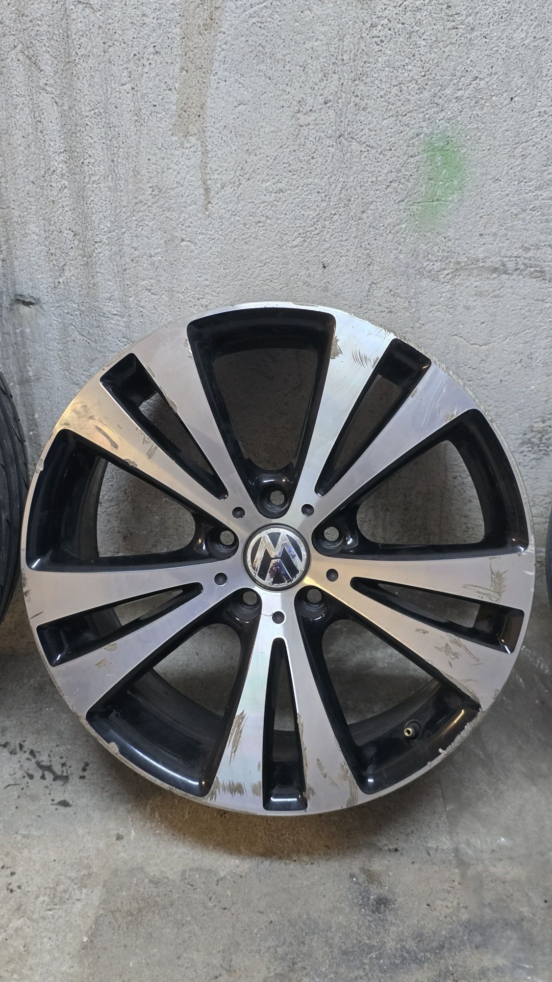 Jante model Chicago pe 18 pentru VW AUDI SKODA SEAT PASSAT PASSAT C