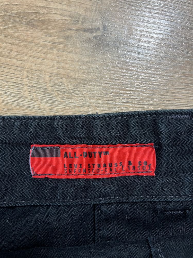 Levis All-Duty къси панталони W32