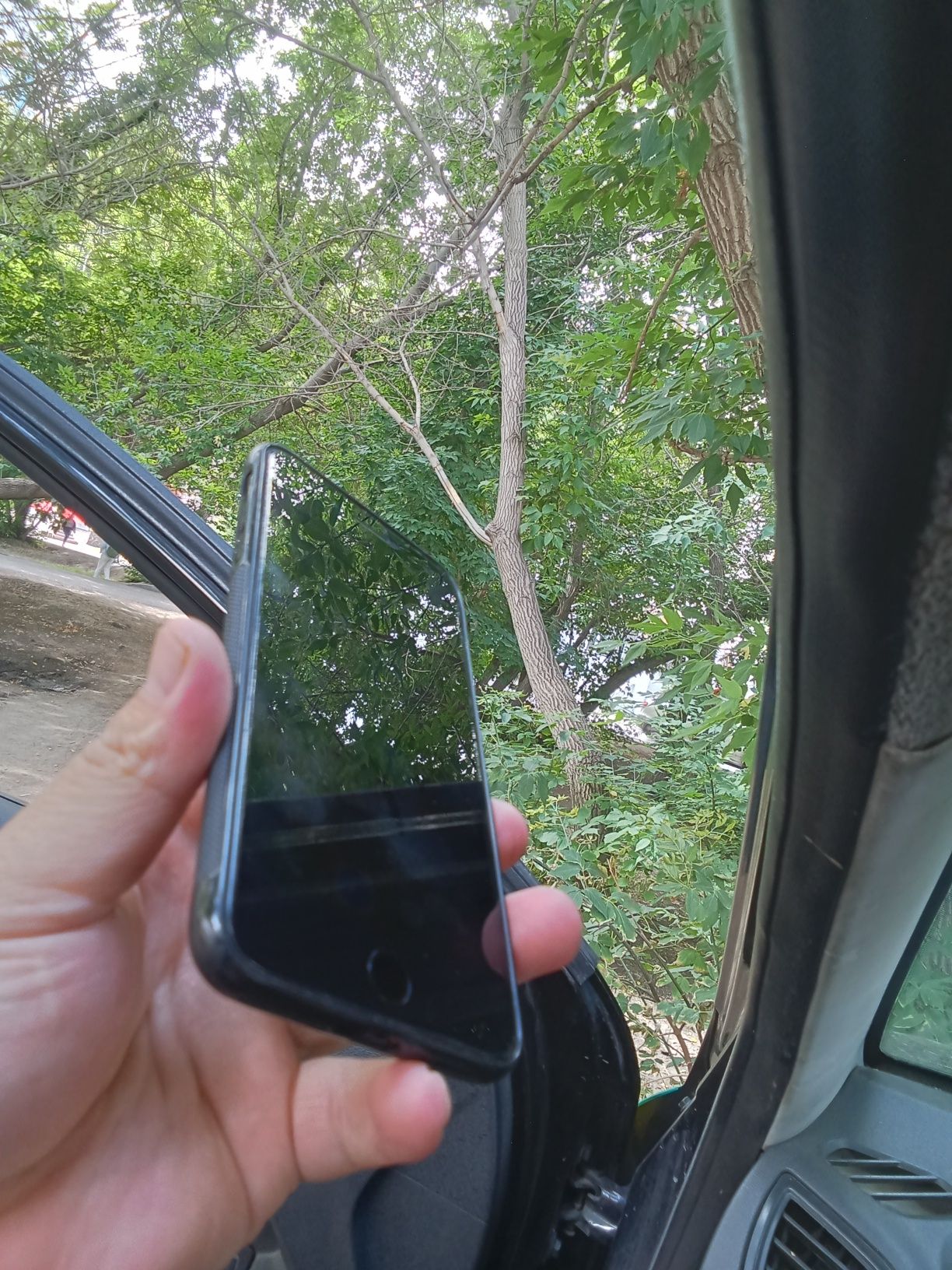 Срочно! Продам iPhone 8Plus