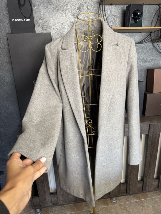 Palton primark m 150 lei