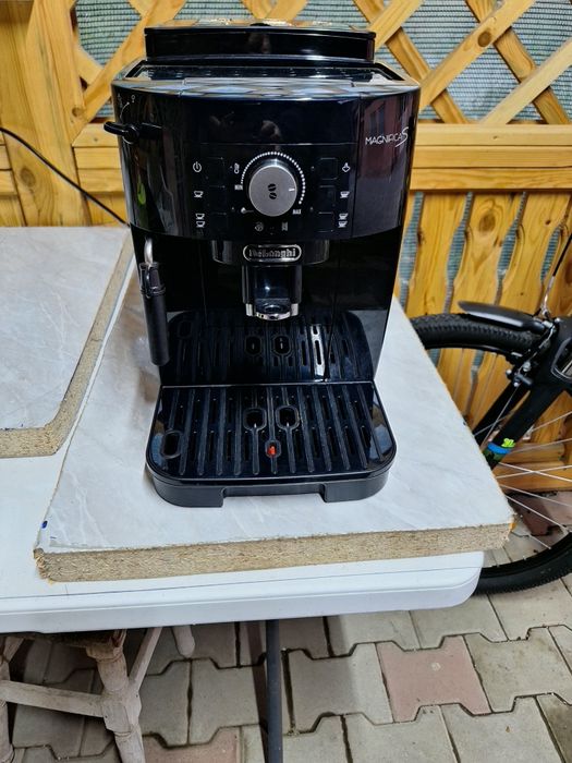 Aparate de cafea Philips,Delonghi  Saeco, Jura,Bosch