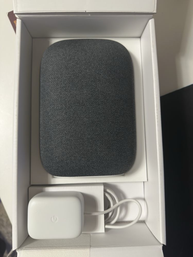 Бежзична колонка Google Nest Audio