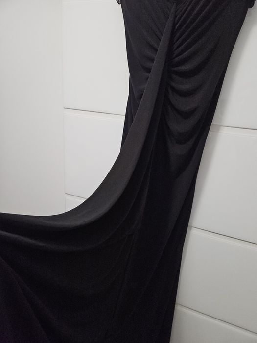 Rochie neagra eleganta