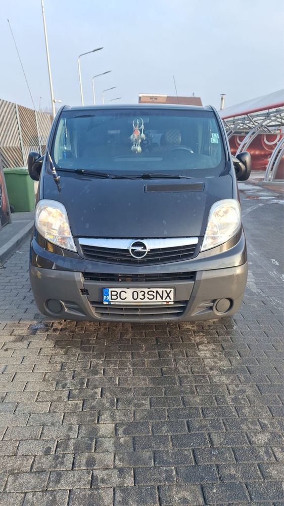 Opel vivaro 2010