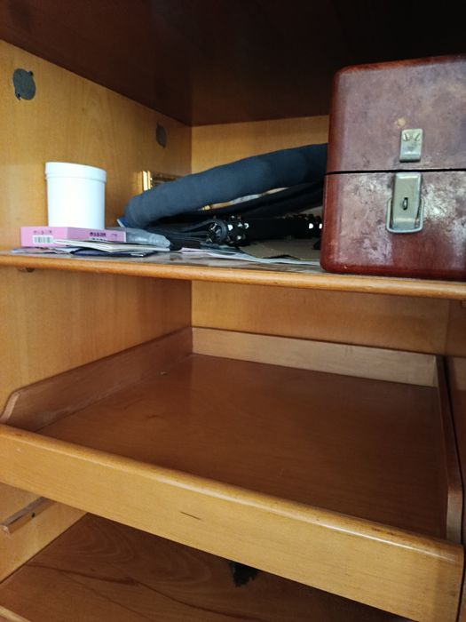 Rasisiki Shakaf sotiladi