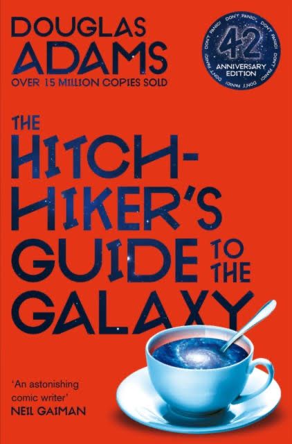 Hitchhiker’s guide to the galaxy douglas adams Editia aniversara