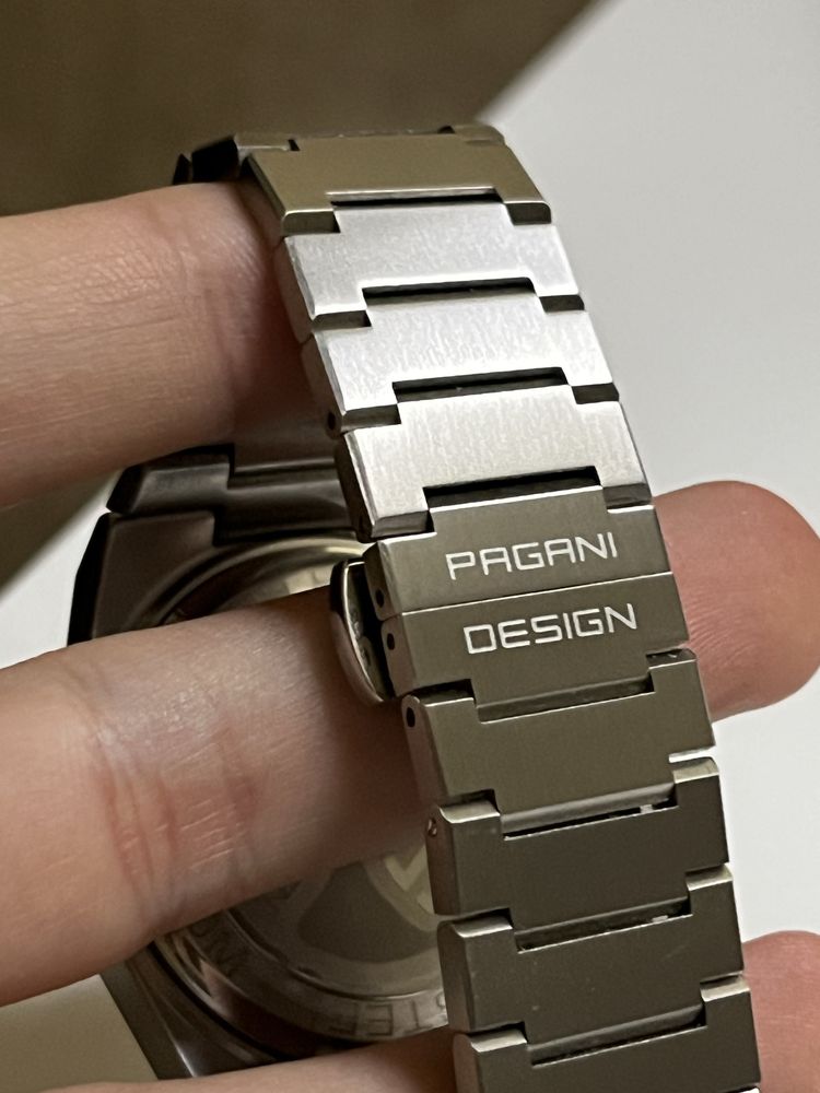 Pagani Design часовник хронограф