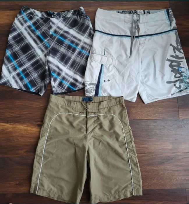 Pantaloni scurti/sorturi/bermude, marimile M - XL