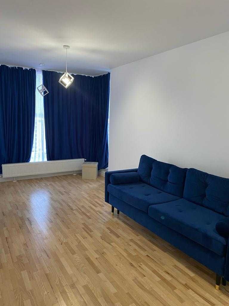 Închiriez apartament decomandat cu 2 camere