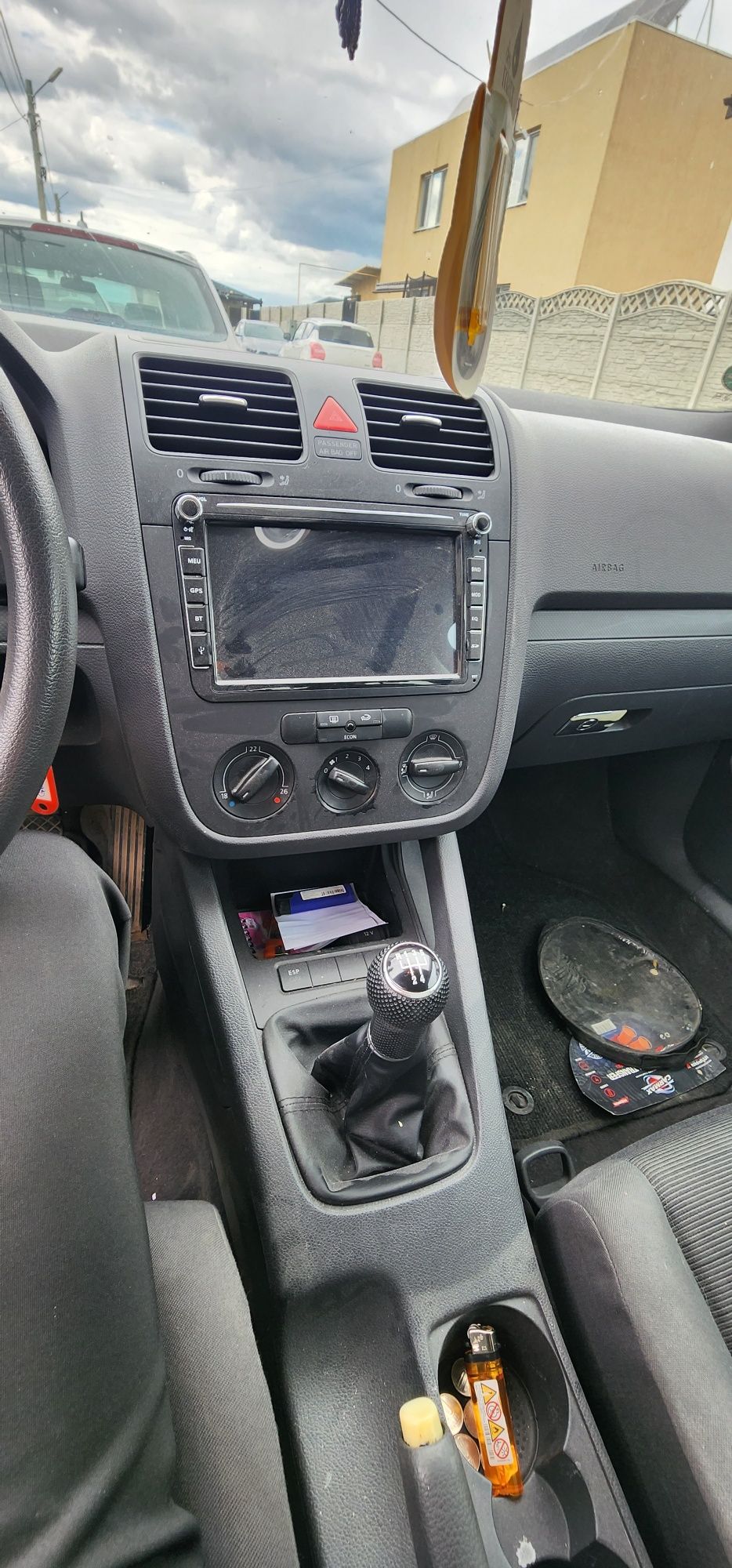 Vand VW golf 5  1.4 mpi  proaspat vopsit