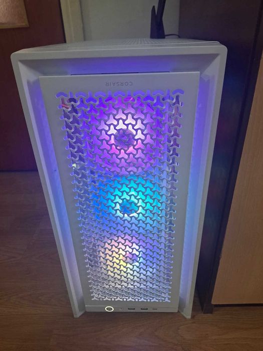 carcasa pc corsair frame 4000d impecabila fara nici un defect 300 lei