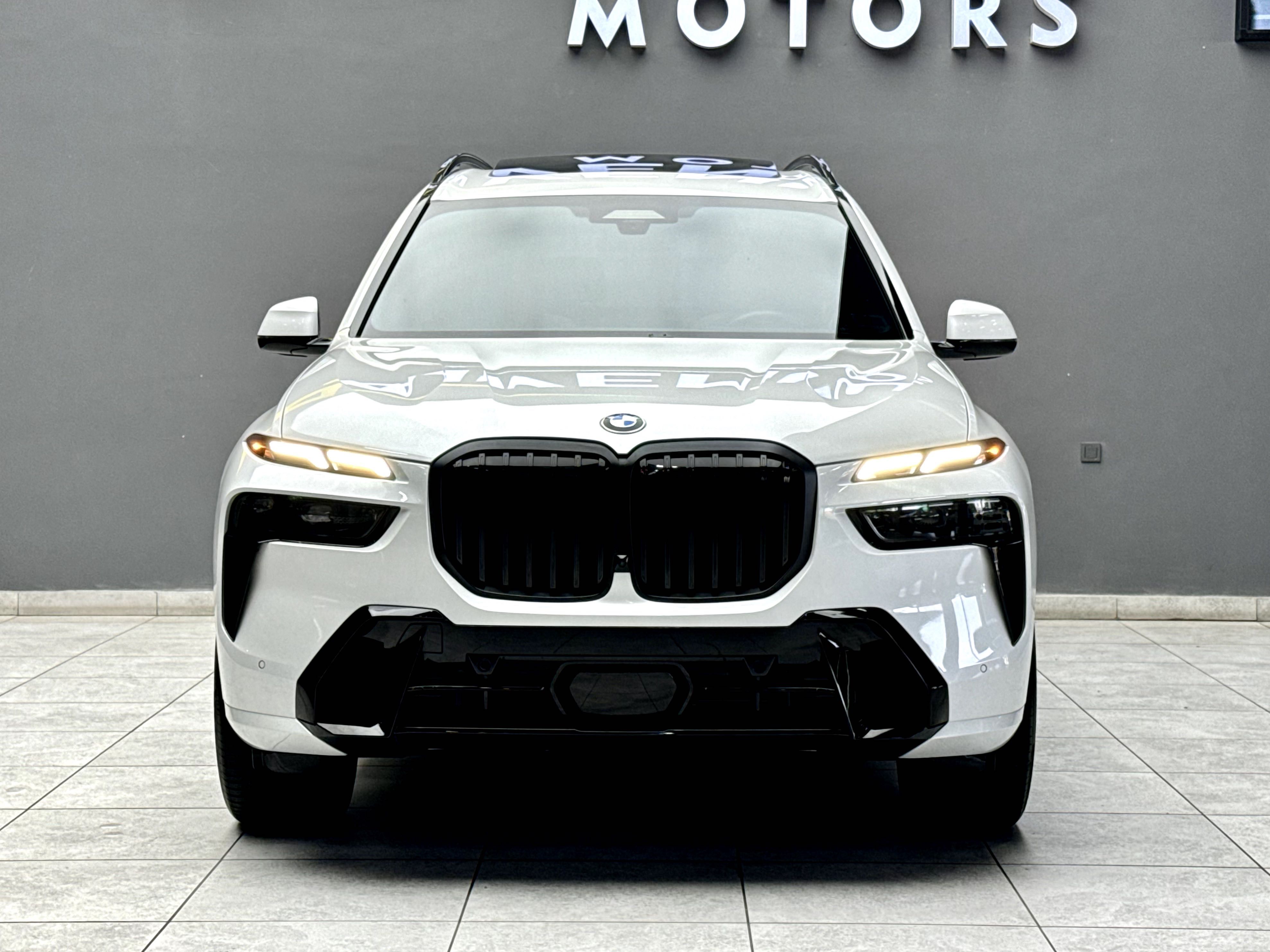 Продается BMW X7 M60i