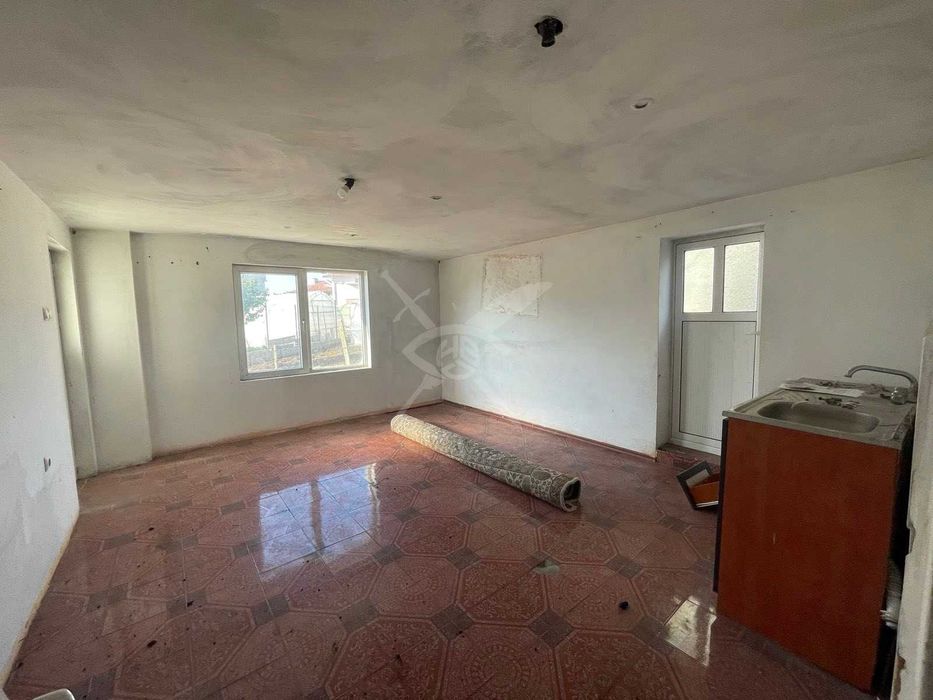 Продава се Къща в с. Тополица, Област Бургас - 360 кв.м за 712 €/кв.м - Снимка #20