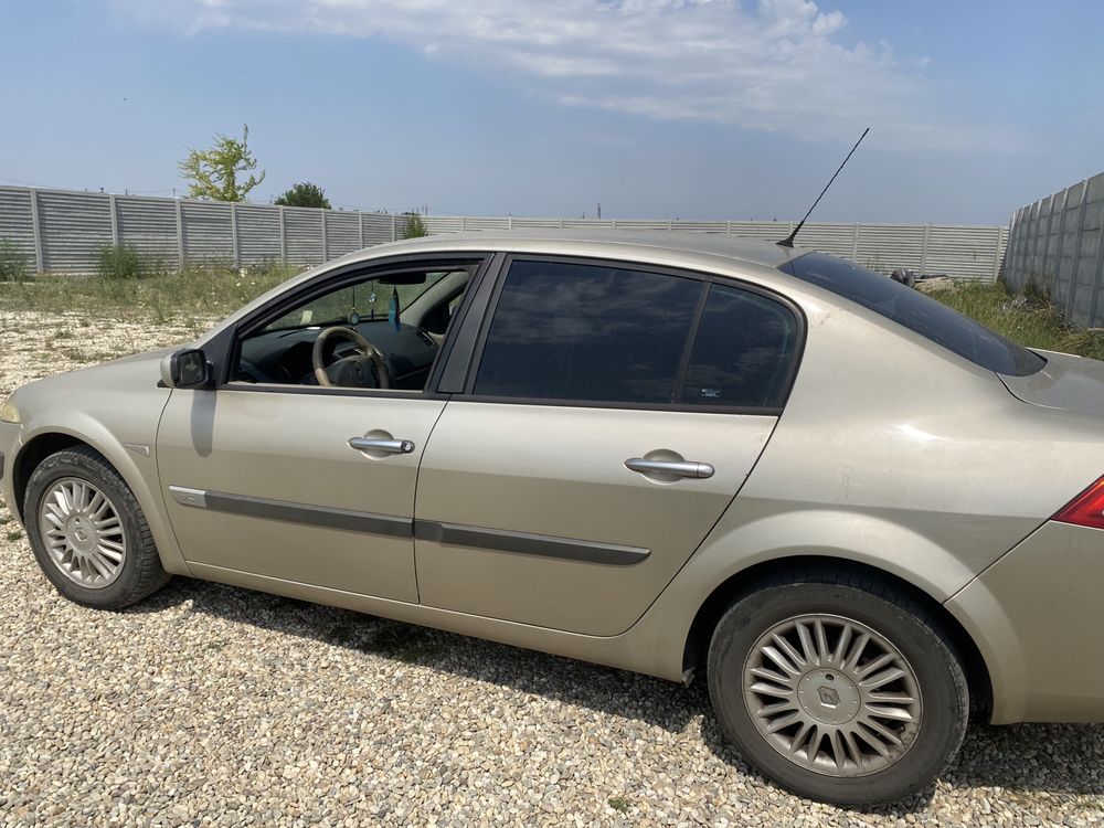 Vând USA Stanga fata și spate Renault Megane 2 2004-2009