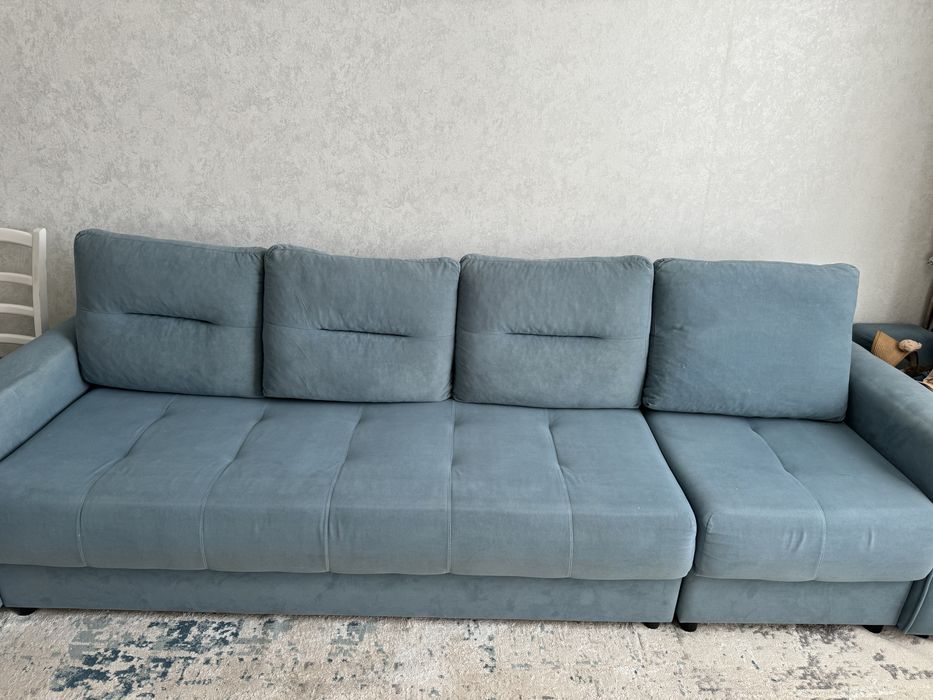 Срочно продам диван. Раскладной