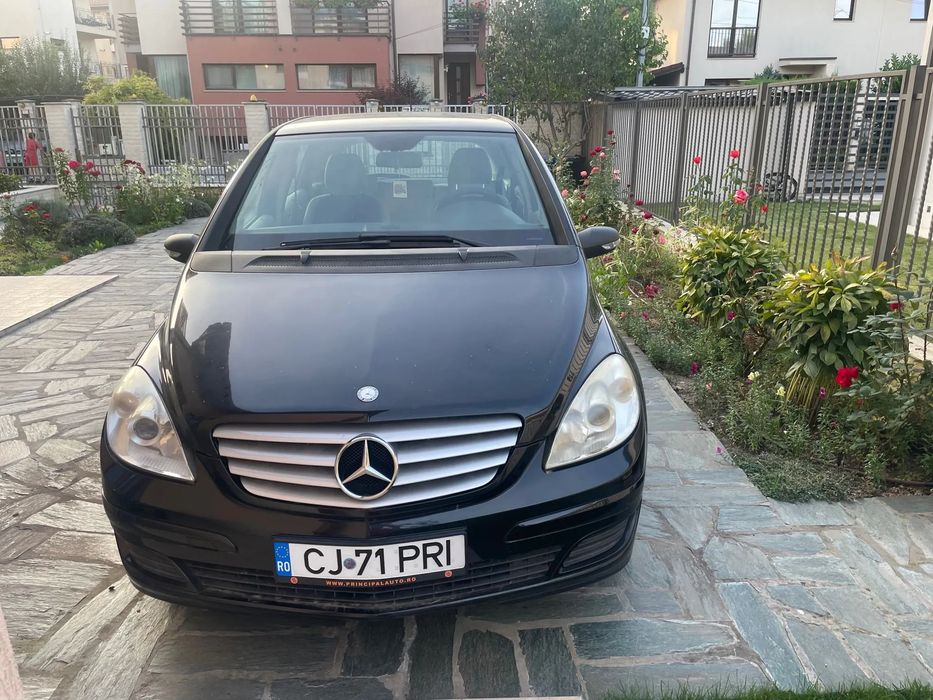 Mercedes-Benz B Primul Proprietar