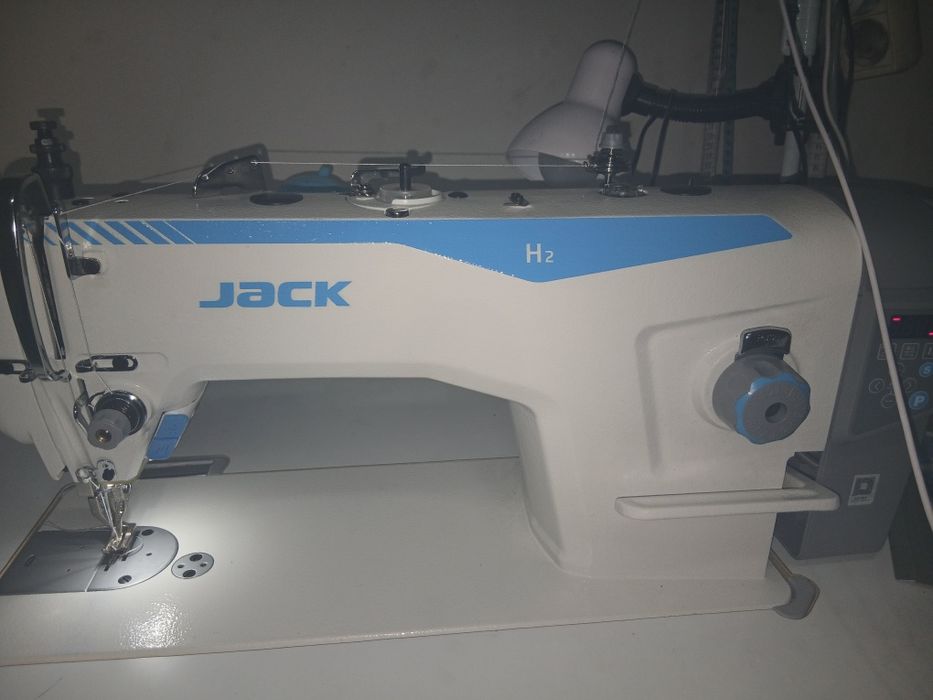 Машина швейная профессиональная