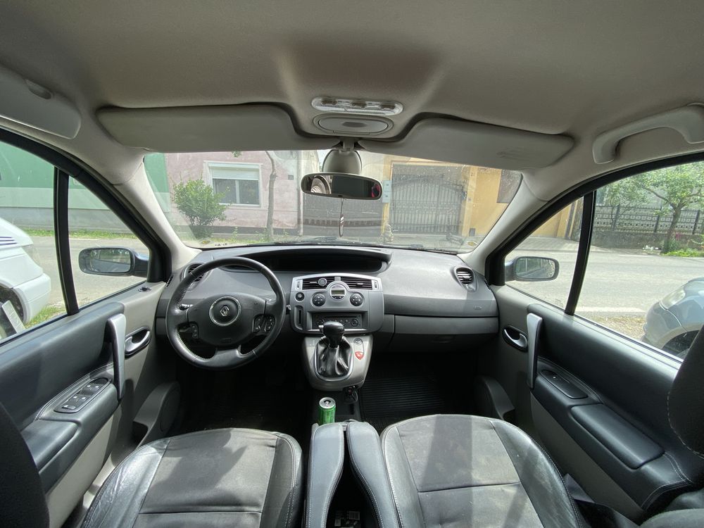 Vand/dezmembrez Renault Scenic 2008