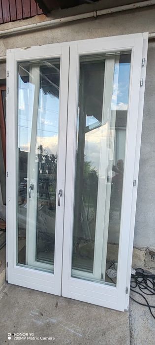 Ferestre sticla termopan & lemn stratificat