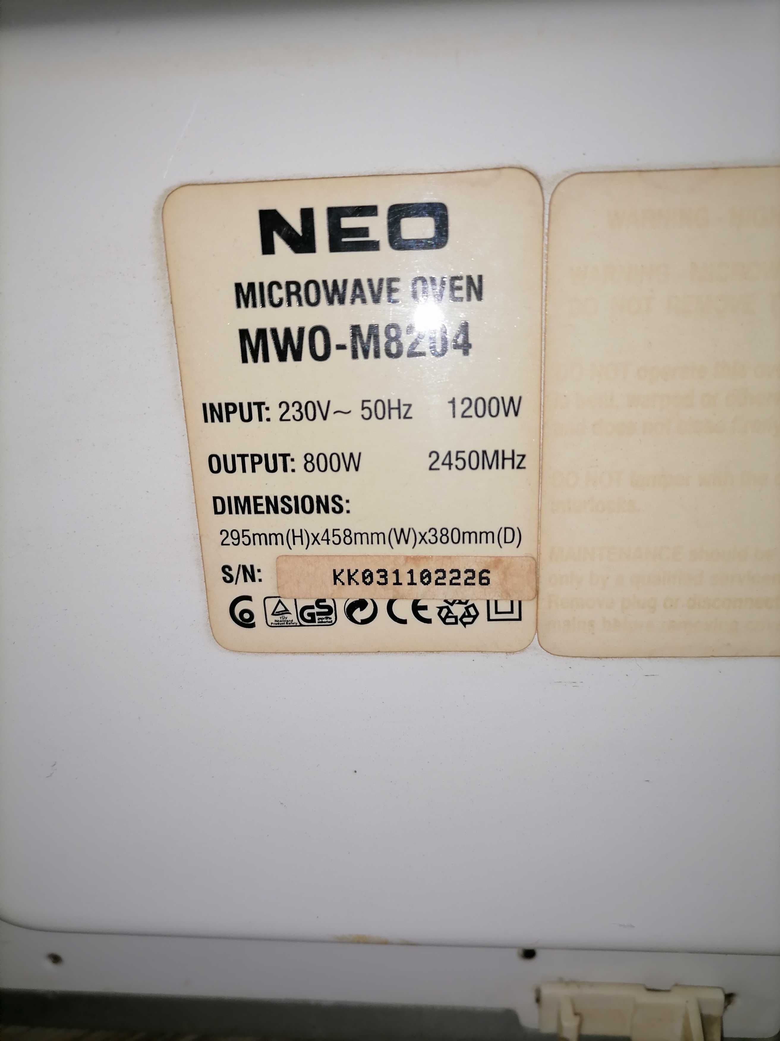 Микровълнова фурна Neo MWO-M8204