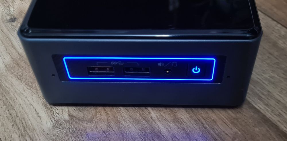 Intel NUC 6 2019,  Celeron J3455, 8 GB RAM, ssd 128 GB