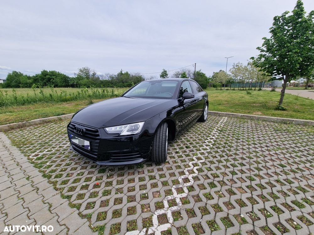 Audi A4 245 CP mild hybrid