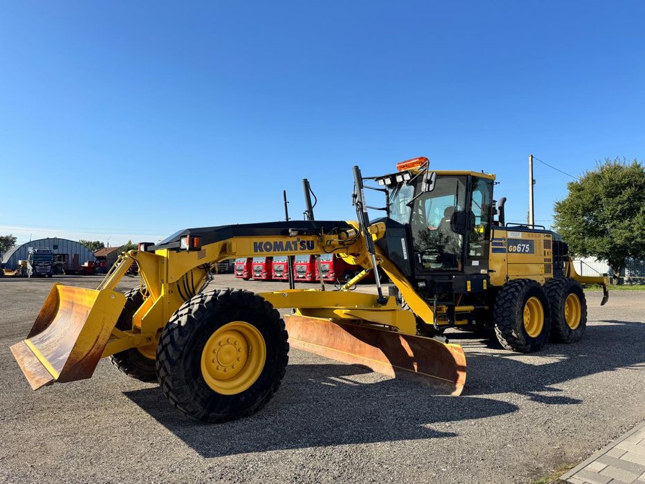 Grader komatsu GD 675 an 2019 ore 2000
