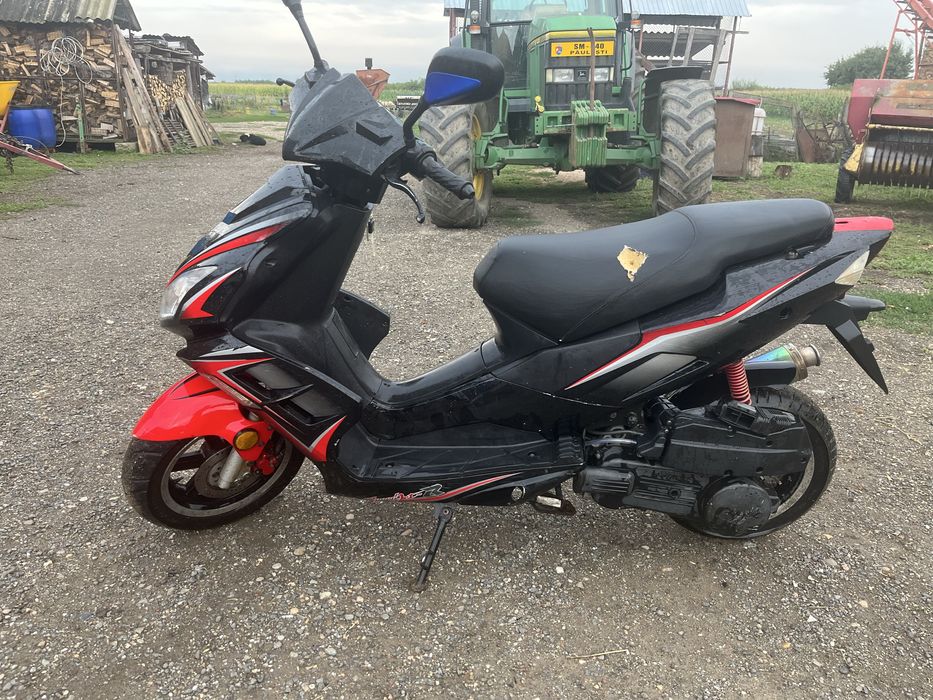 Vănd scuter 125 cc