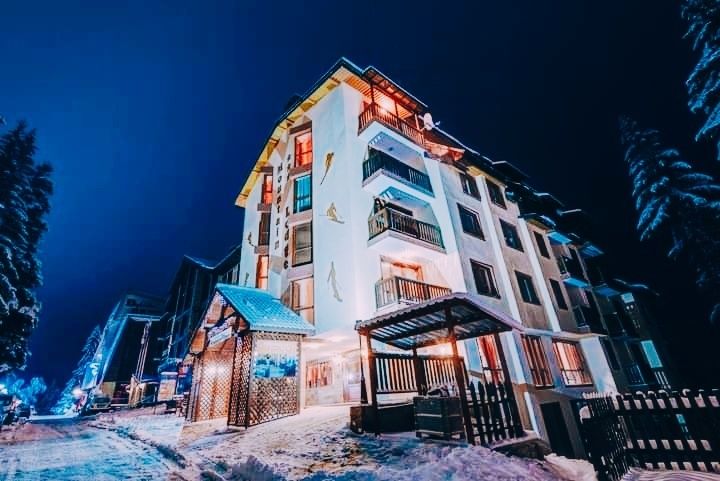 Продава мезонет в топ центъра на к.к.Пампорово