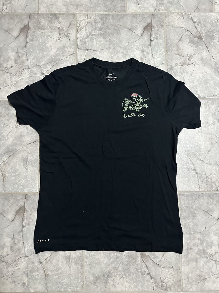 Мъжка тениска Nike