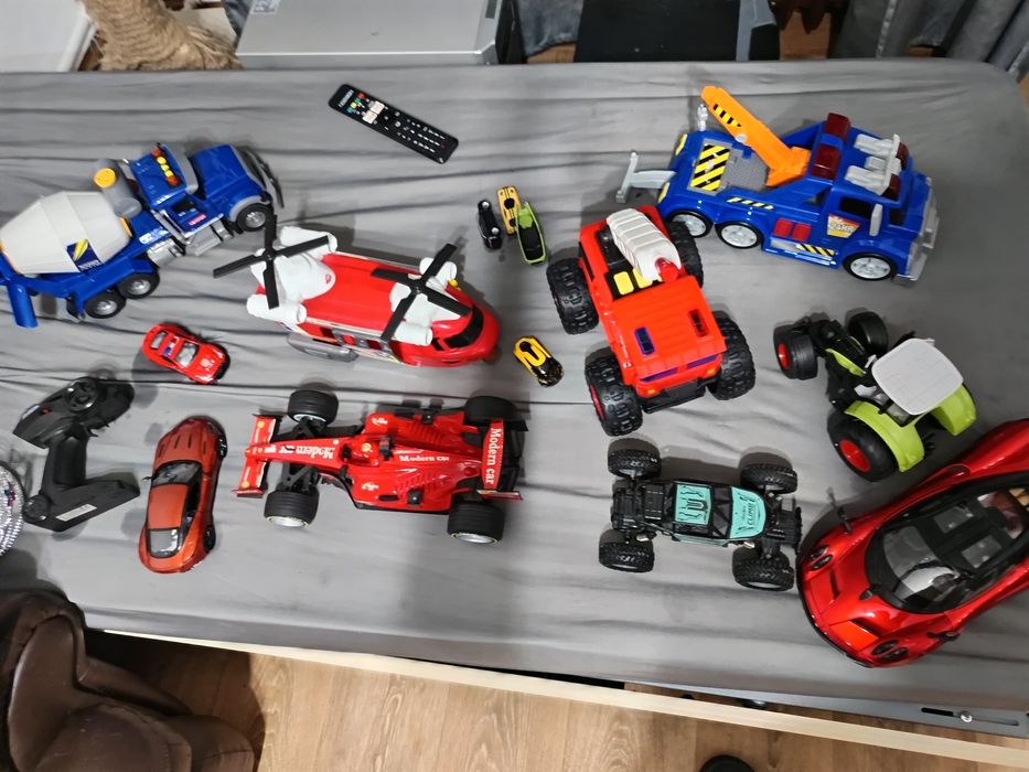 Lot jucarii impecabile