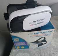 VR очила, на които се поставя телефон