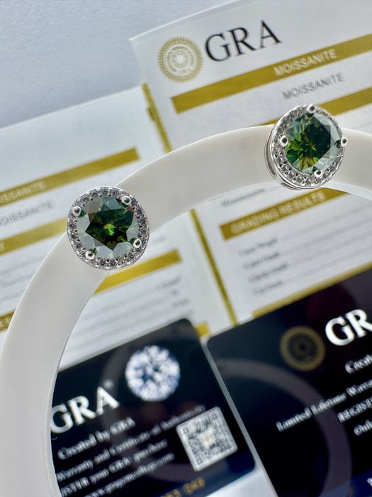 Сребърни обеци с мойсанит (Диамант) 1 карат