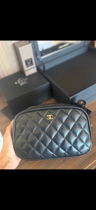 Chanel несесер , може и като клъч