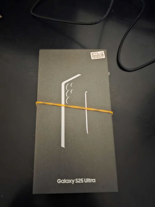 Vand Samsung S25 Ultra