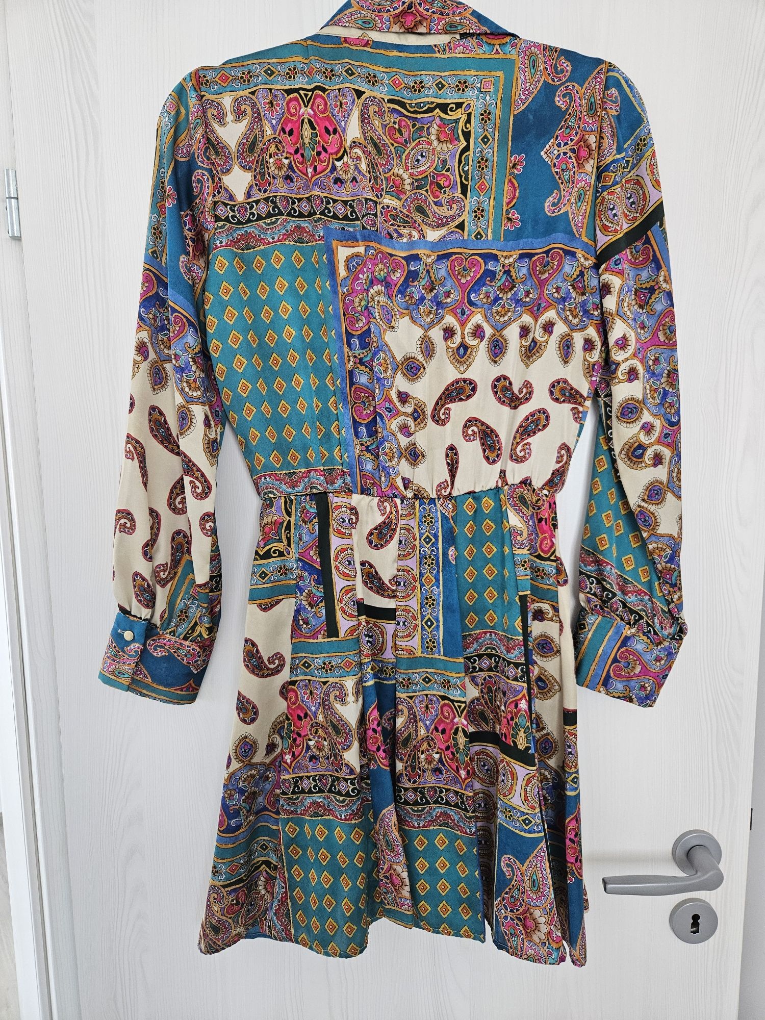 Vand rochie ZARA XS
