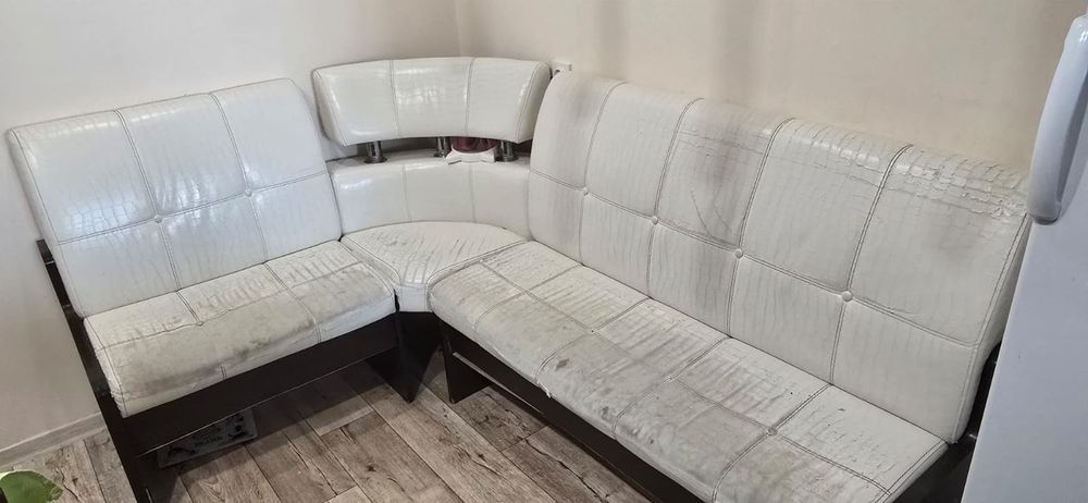 Кухонный  уголок