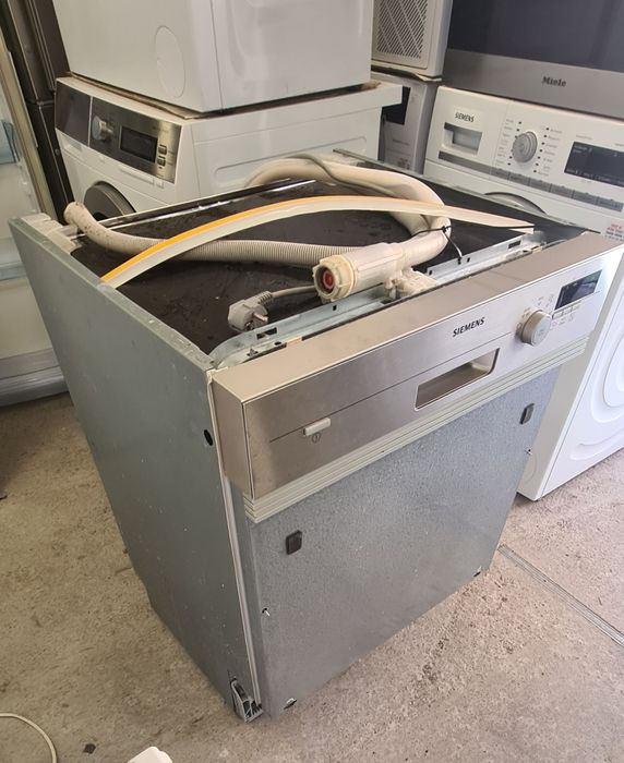 Съдомиялна за вграждане SIEMENS 60см/клас А/13 к-та