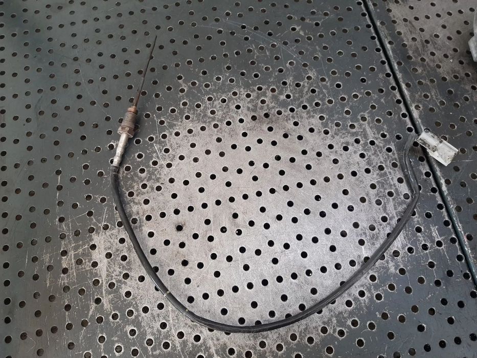 senzor temperatura  1.5 dci k9ke628 renault  clio 4 megane 3  226401632r