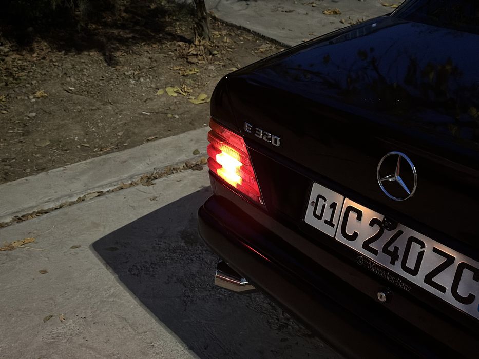 Mercedes-Benz W124  — Классика, которая едет