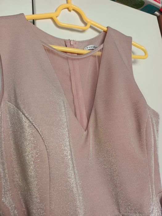 Официални рокли за специални поводи