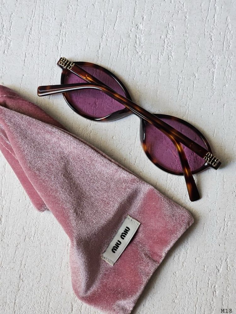 Слънчеви очила Miu Miu
